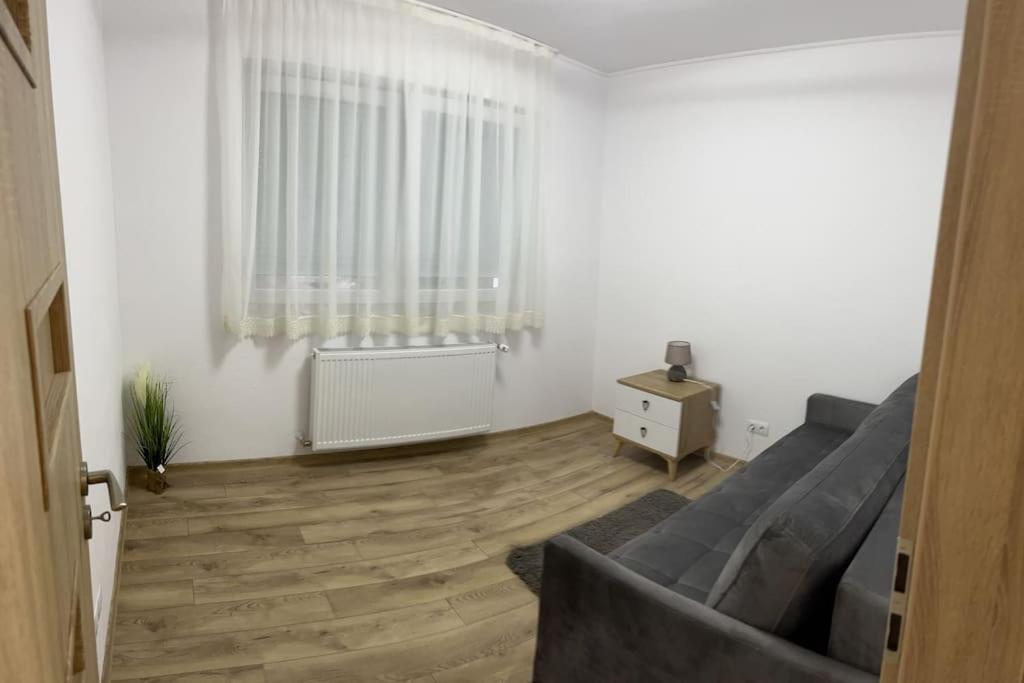Bingo Apartman Cristuru Secuiesc エクステリア 写真
